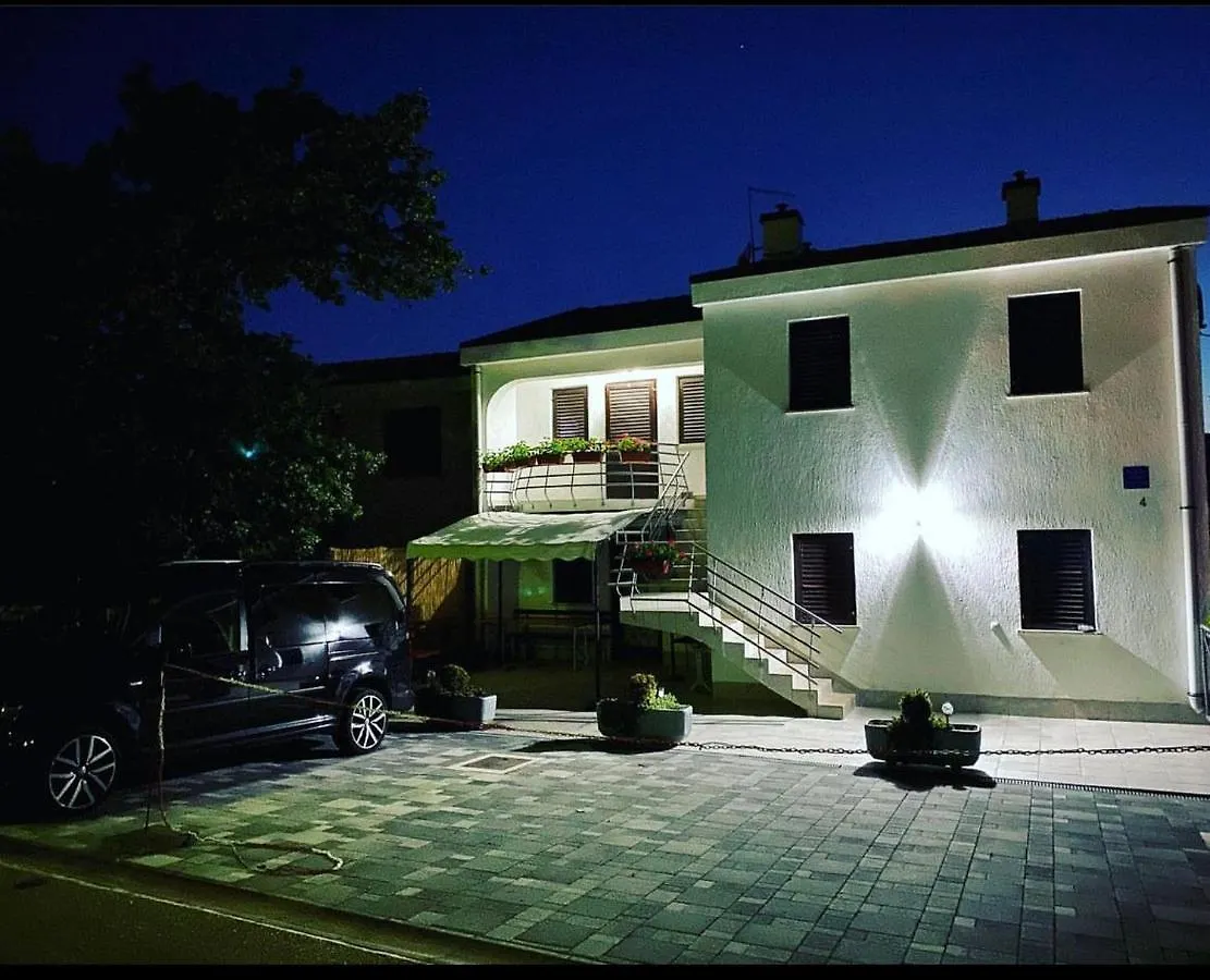 Lägenhet Apartman Marko Malinska Kroatien